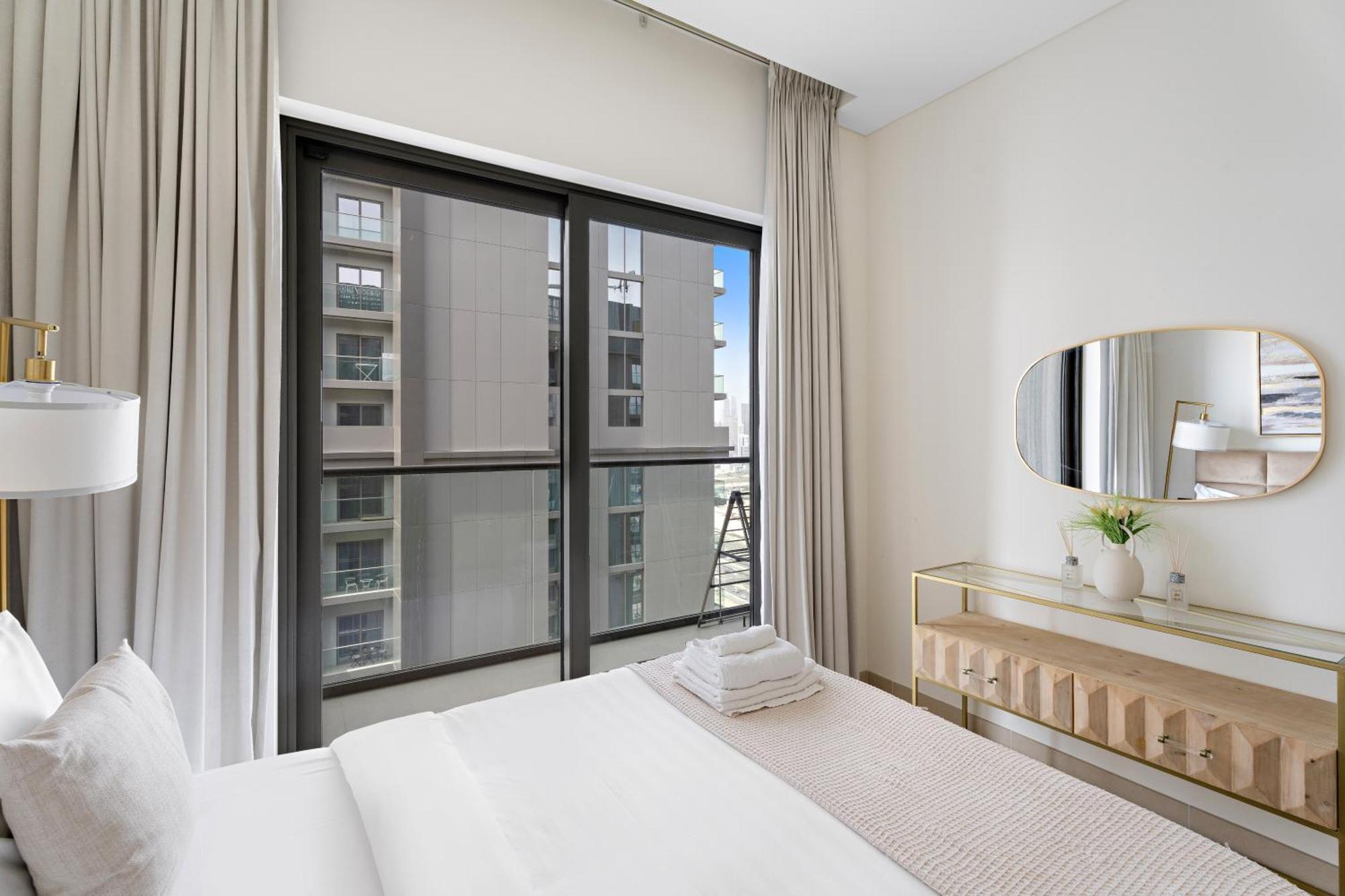 Beautiful 2 Bedroom Next To Business Bay - Sobha Creek Vista Dubaï Extérieur photo